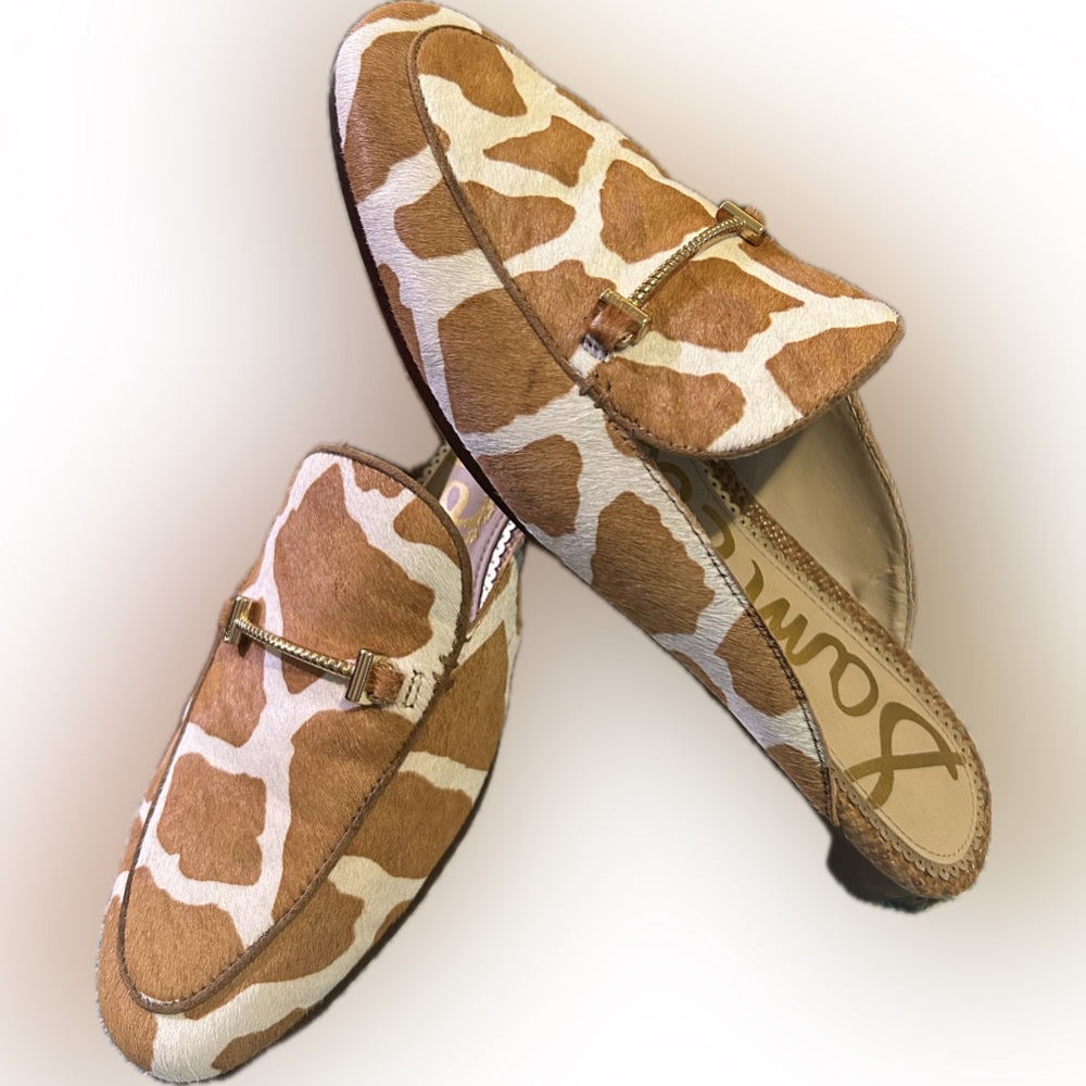 Sam Edelman “Laurna” Mule in Tan and White Giraffe Print